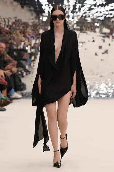 Look 38